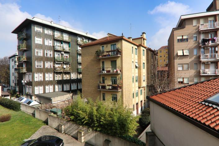 Image No.20-1 Bed Apartment for sale