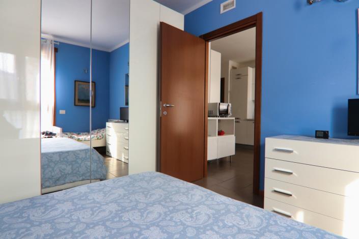 Image No.48-1 Bed Apartment for sale