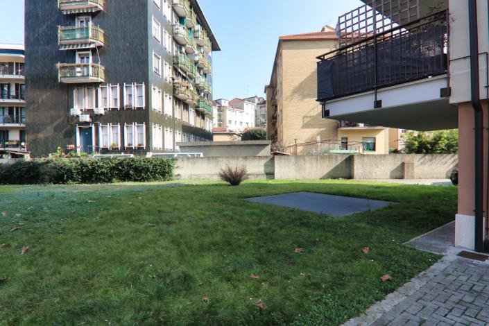 Image No.55-1 Bed Apartment for sale