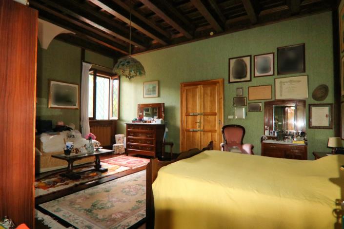 Image No.16-8 Bed Villa for sale