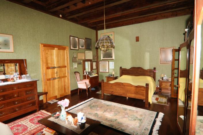 Image No.18-8 Bed Villa for sale