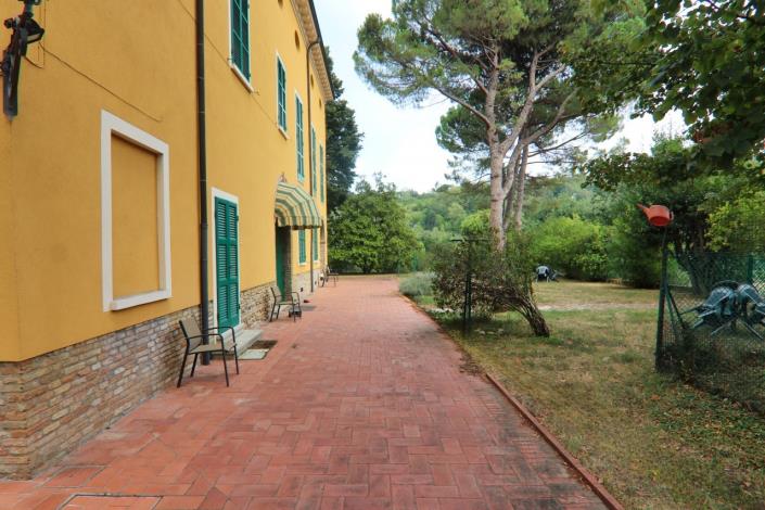 Image No.39-8 Bed Villa for sale