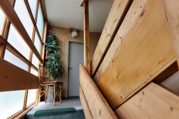 Image No.17-10 Bed Hotel for sale