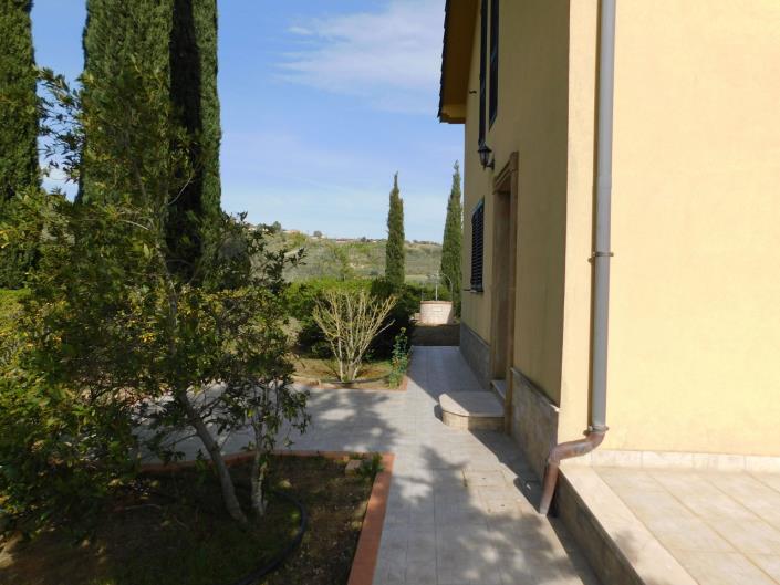 Image No.10-6 Bed Villa for sale