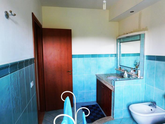 Image No.47-6 Bed Villa for sale