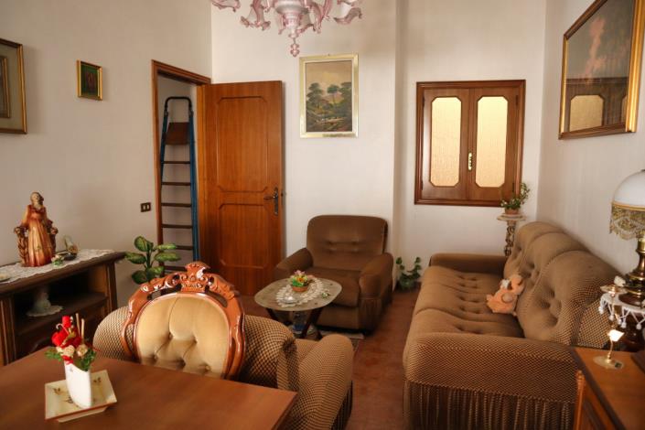 Image No.51-2 Bed Apartment for sale