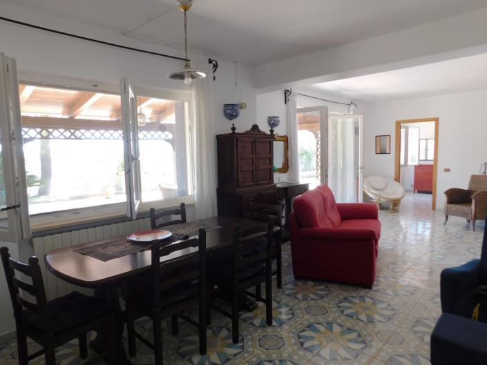 Image No.10-4 Bed Villa for sale