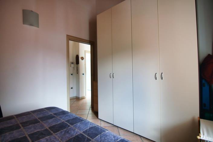 Image No.50-2 Bed Apartment for sale