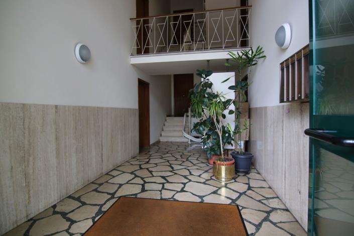 Image No.60-2 Bed Apartment for sale