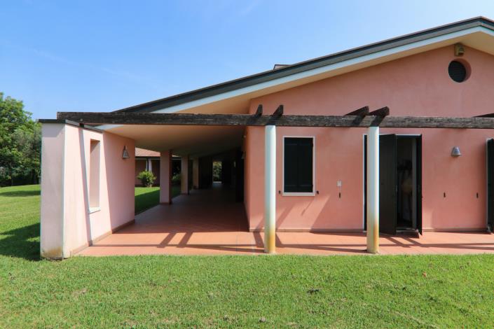 Image No.5-2 Bed Villa for sale