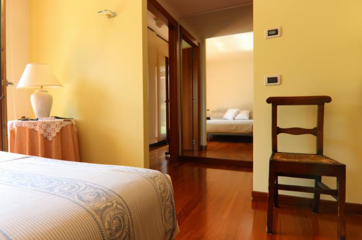 Image No.40-2 Bed Villa for sale