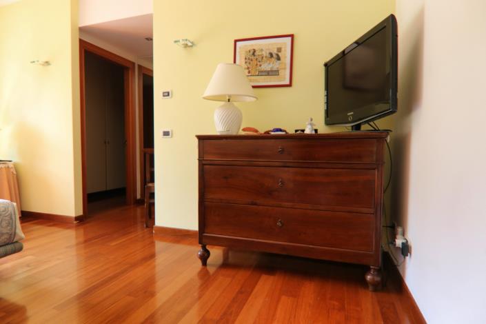 Image No.41-2 Bed Villa for sale