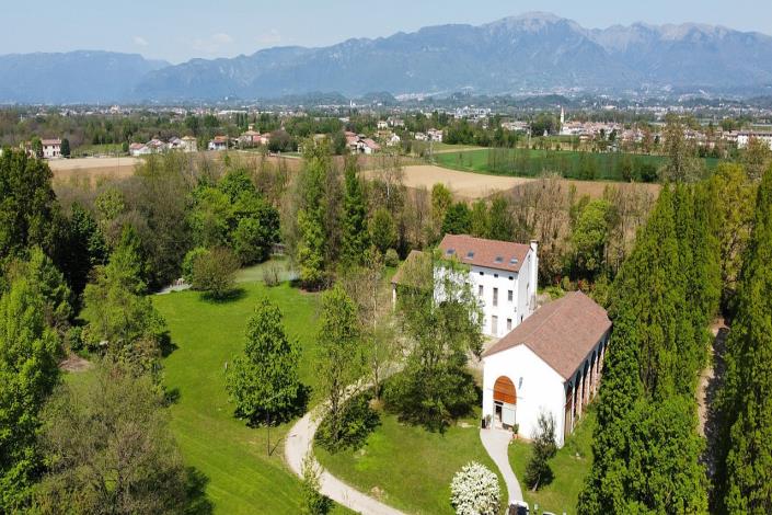 Image No.3-Maison de campagne de 4 chambres à vendre à Trévise