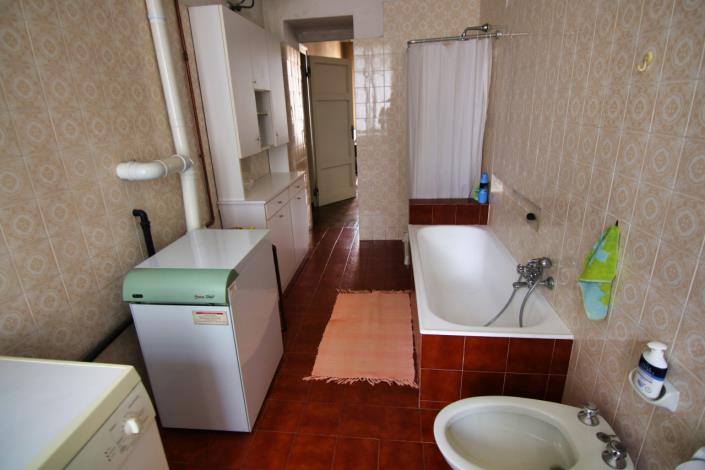 Image No.30-2 Bed Apartment for sale