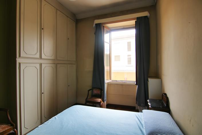 Image No.40-2 Bed Apartment for sale