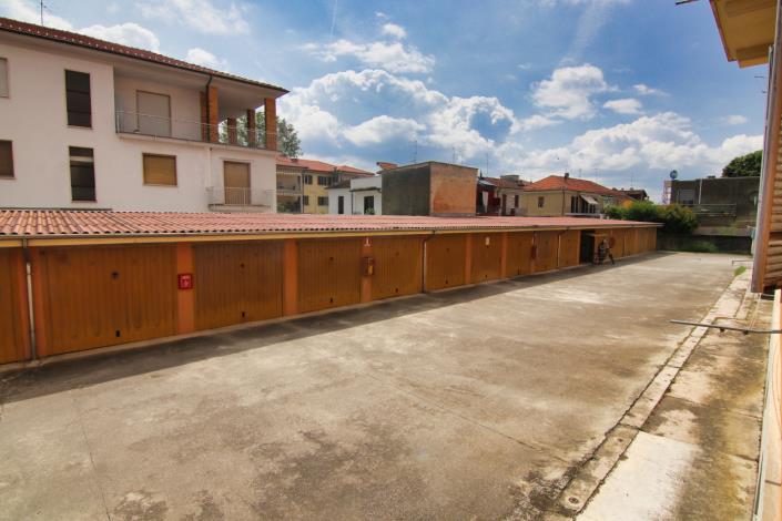 Image No.52-2 Bed Apartment for sale