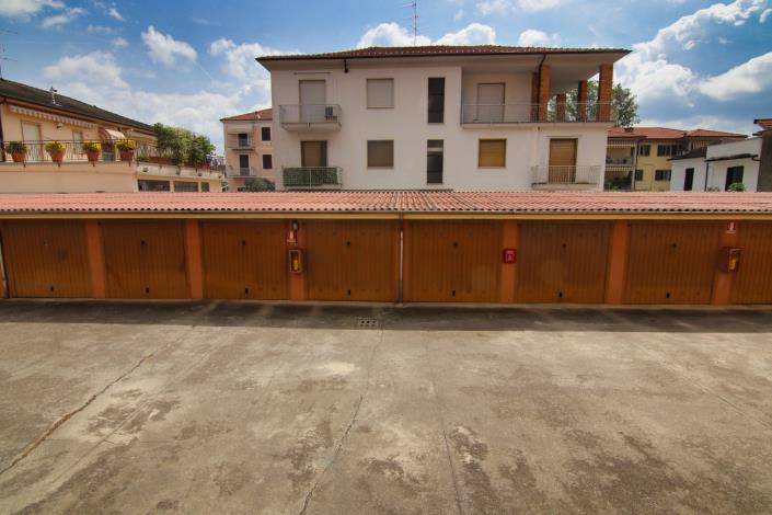 Image No.53-2 Bed Apartment for sale