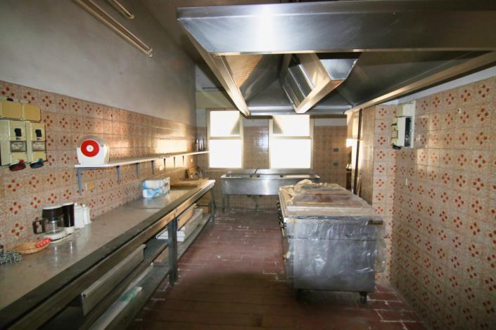 Image No.29-10 Bed Hotel for sale