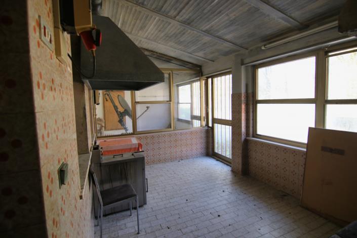 Image No.30-10 Bed Hotel for sale