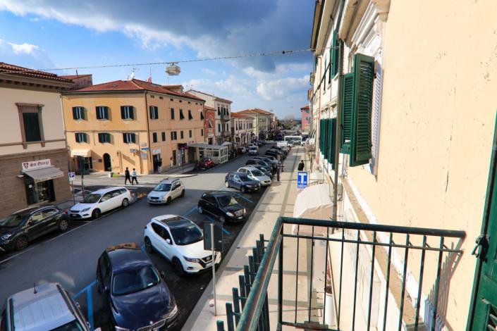 Image No.10-4 Bed Duplex for sale