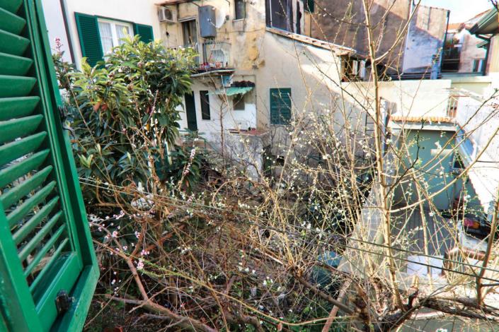 Image No.48-4 Bed Duplex for sale