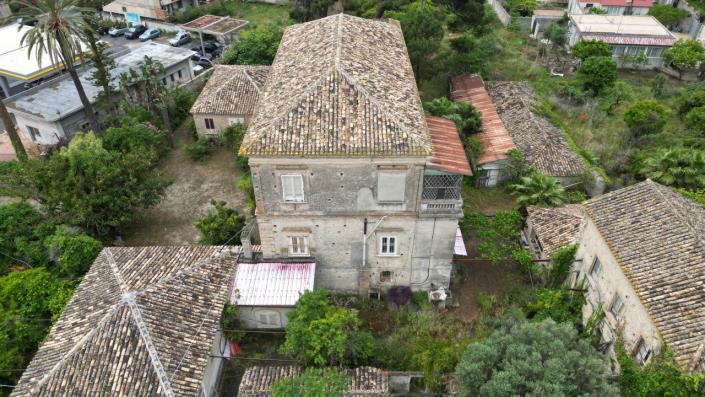 Image No.4-Villa de 11 chambres à vendre à Calabre