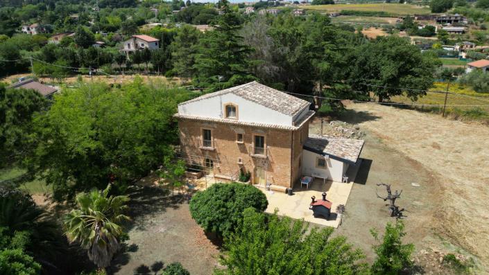 Image No.4-4 Bed Villa for sale