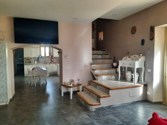 Image No.28-4 Bed Villa for sale