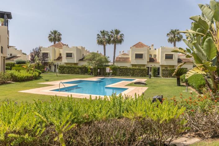 Image No.20-2 Bed Apartment for sale