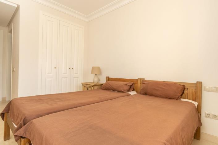 Image No.12-2 Bed Apartment for sale