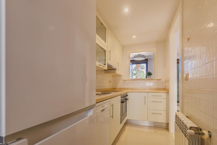 Image No.5-2 Bed Townhouse for sale