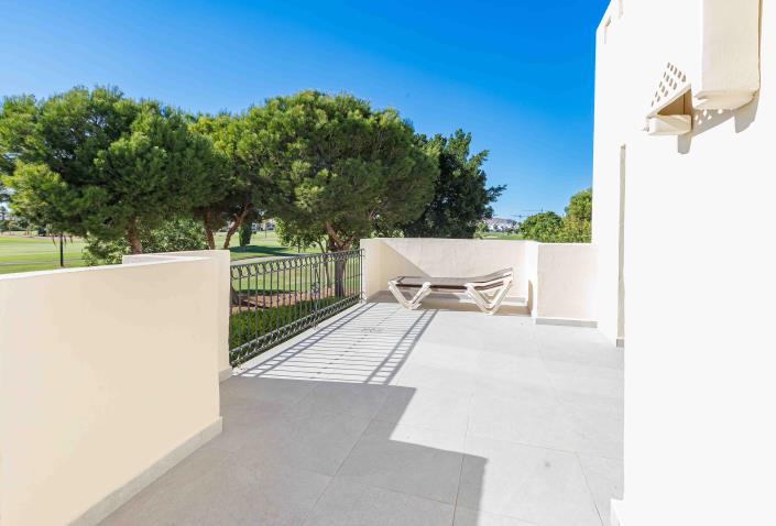 Image No.25-4 Bed Villa / Detached for sale