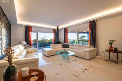 2_dd680210-87ff-45cb-9c3e-012ad44c4f27