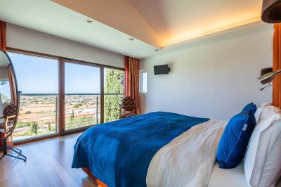 4_213b74e6-b09d-498e-addf-592225269c35