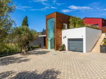 5_a769cdf5-dc14-45c8-b655-3cdf300ff173