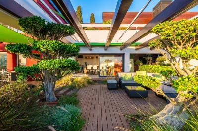 14_9b414cfb-b1aa-4665-931d-c0b474f31633