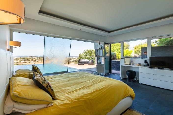 Image No.41-4 Bed Villa / Detached for sale