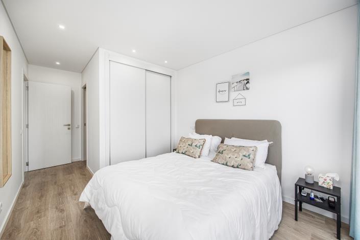 Image No.22-2 Bed Apartment for sale