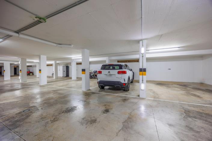 Image No.28-2 Bed Apartment for sale