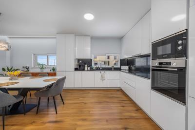 3_61622be7-cae4-4301-96c7-729e9ab0e978