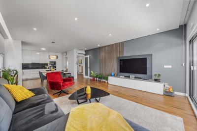 11_1817ca92-8f63-4dd3-9da6-a688060896f7