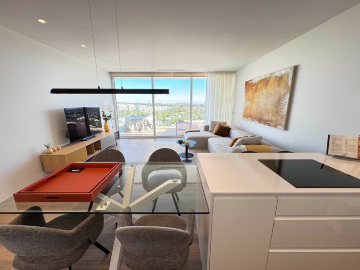 Image No.20-2 Bed Apartment for sale