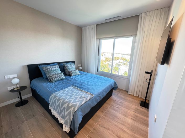 Image No.24-2 Bed Apartment for sale