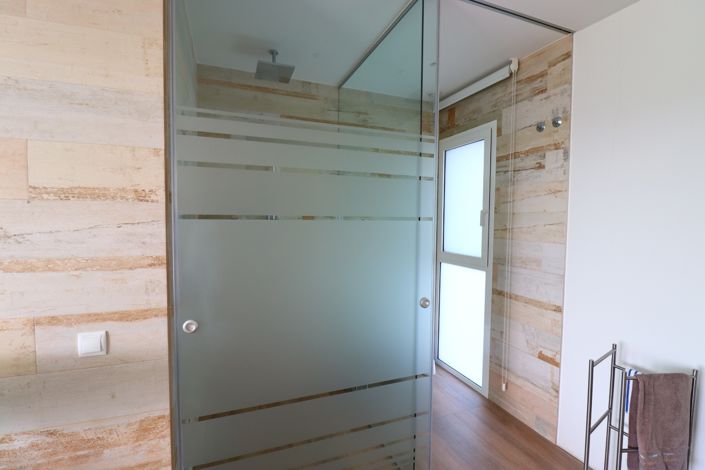 Image No.20-3 Bed Apartment for sale