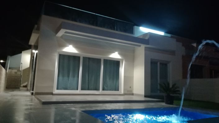 Image No.18-3 Bed Villa for sale