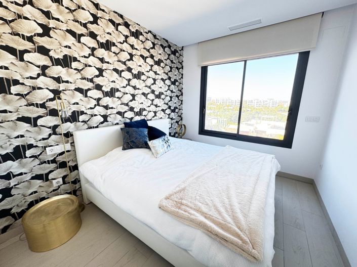 Image No.17-3 Bed Apartment for sale