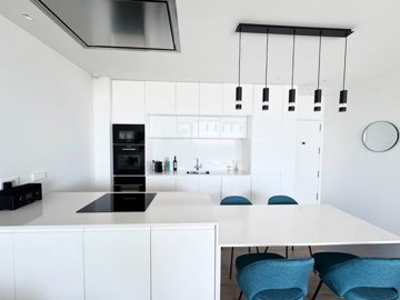 o1isbs8b8jkua1d3v1iaj8vdv8j30