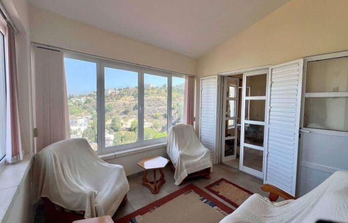 Image No.17-5 Bed Villa / Detached for sale