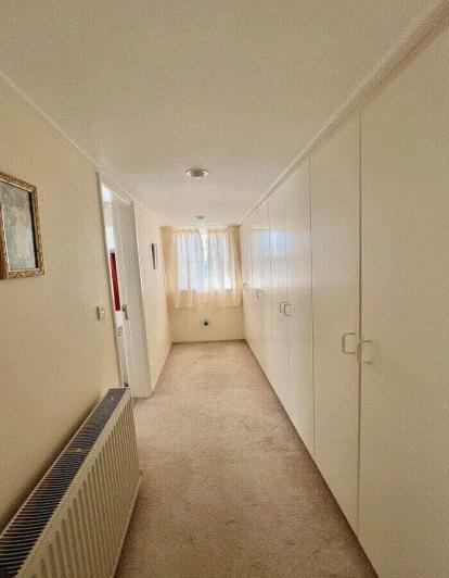 Image No.13-5 Bed Villa / Detached for sale