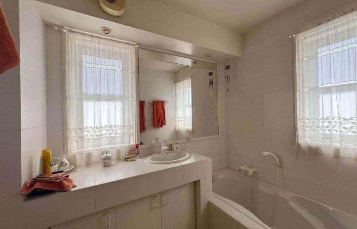 Image No.15-5 Bed Villa / Detached for sale